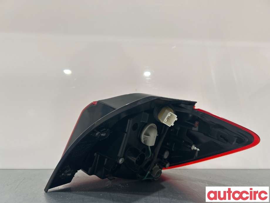 Baklykt venstre til Mitsubishi ASX 2010-2019  (MITSUBISHI|8330A689)