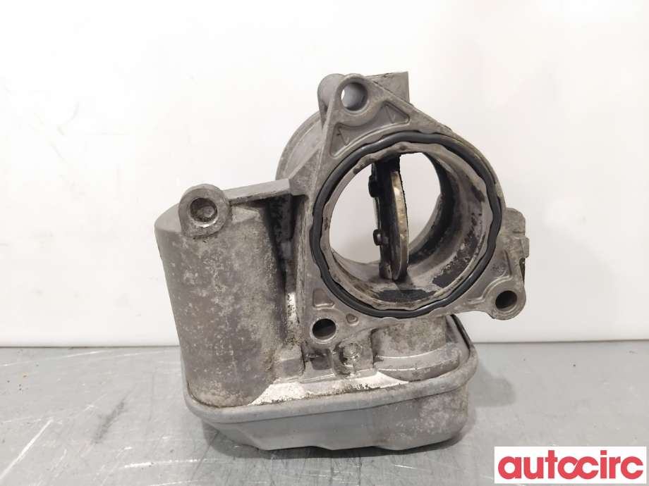 Spjeldhus til VW Passat 2005-2010 (B6) (B6) (VOLKSWAGEN|03G128063B||03G128063R)