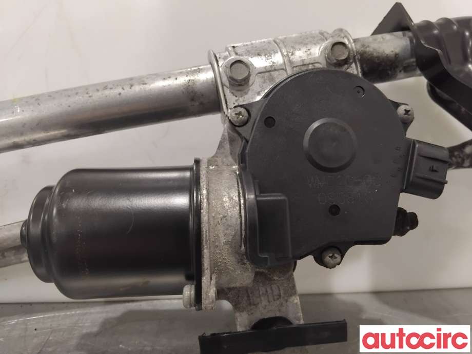 Viskermotor frontrute til Subaru Outback 2009-2014 (Type IV)  (SUBARU|86510AJ010|)