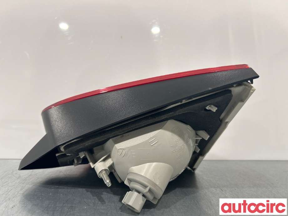 Baklykt venstre indre til Ford Kuga 2008-2012 (Type I)  (FORD|1545445)