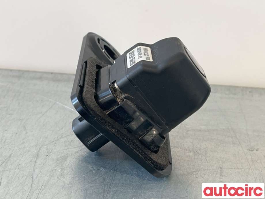 Kamera til Toyota Avensis 2009-2015 (Type III, Fase 1)  (TOYOTA|8679005030|GP-KD5359RC|86790-05030)