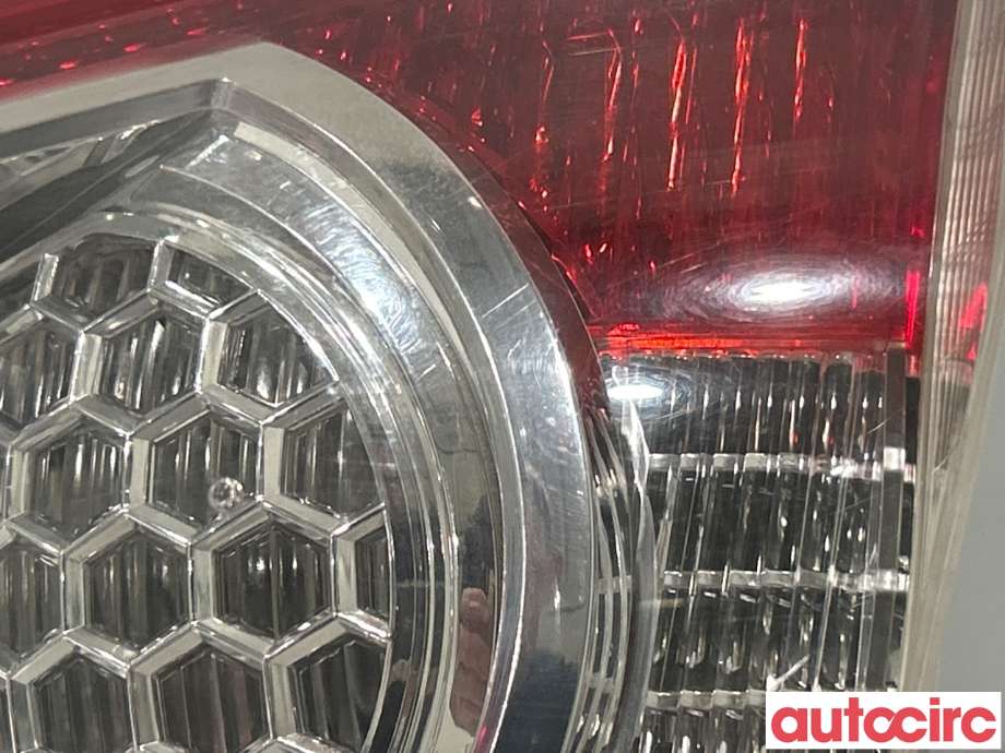 Baklykt høyre indre til Ford Kuga 2008-2012 (Type I)  (FORD|1545446)