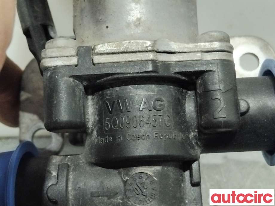 Diverse deler til VW ID.4 2020-->>  (VOLKSWAGEN ID4|5Q0906457C|)