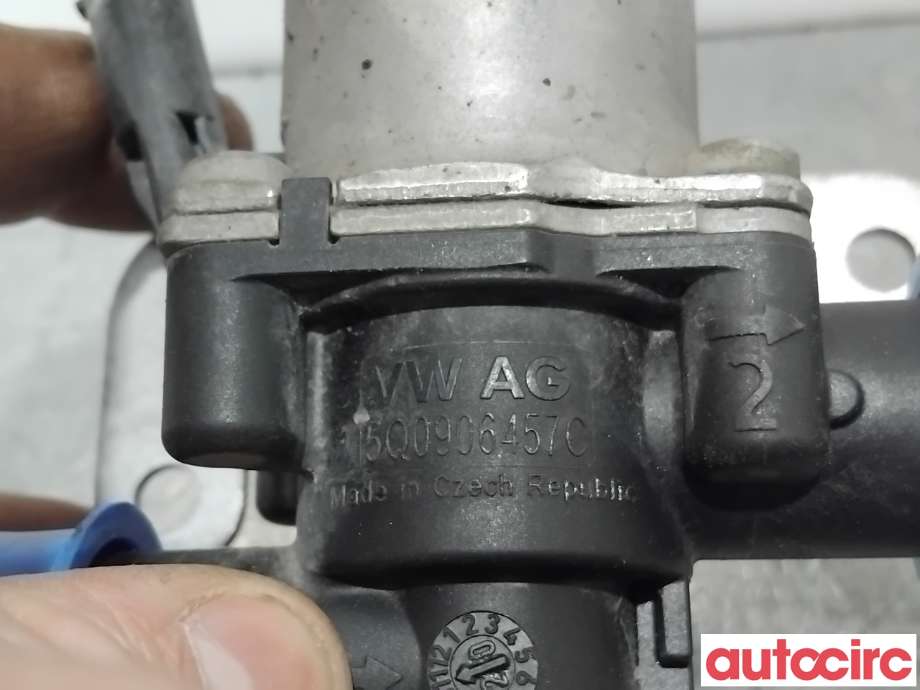 Diverse deler til VW ID.4 2020-->>  (VOLKSWAGEN ID4|5Q0906457C|)