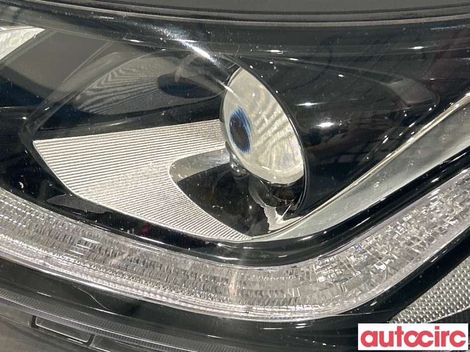 Frontlykt venstre halogen til Opel Ampera-e 2017-->> (Type II)  (OPEL|42573527)