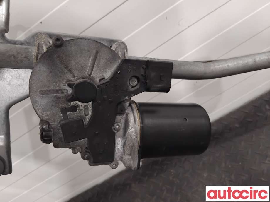 Viskermotor frontrute til Mercedes Vito/Viano 2010-2014 (Fase 2) (W639) (W639) (MERCEDES|A6398200140|405148)