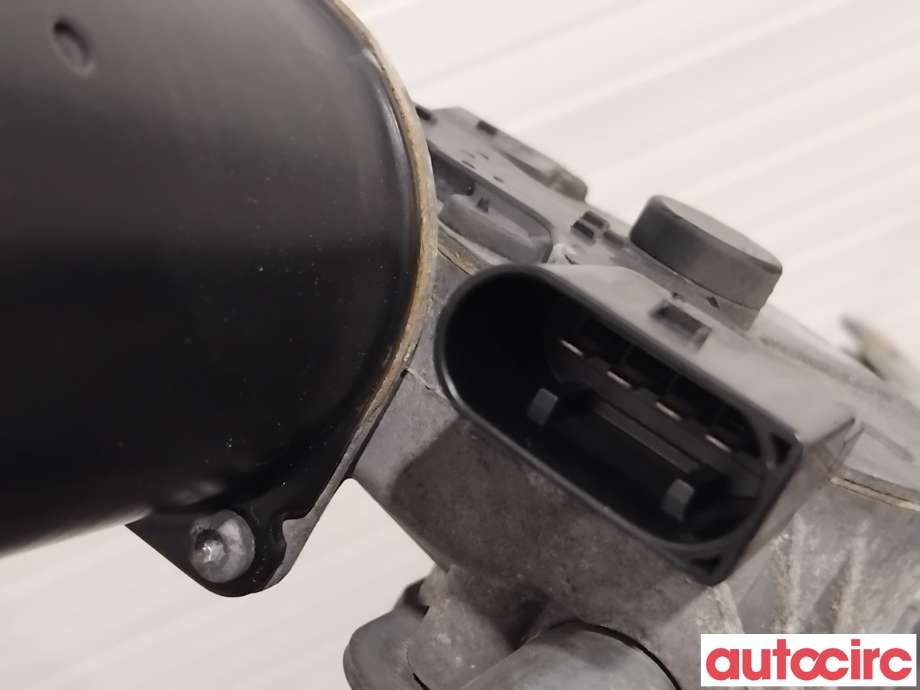 Viskermotor frontrute til Mercedes Vito/Viano 2010-2014 (Fase 2) (W639) (W639) (MERCEDES|A6398200140|405148)