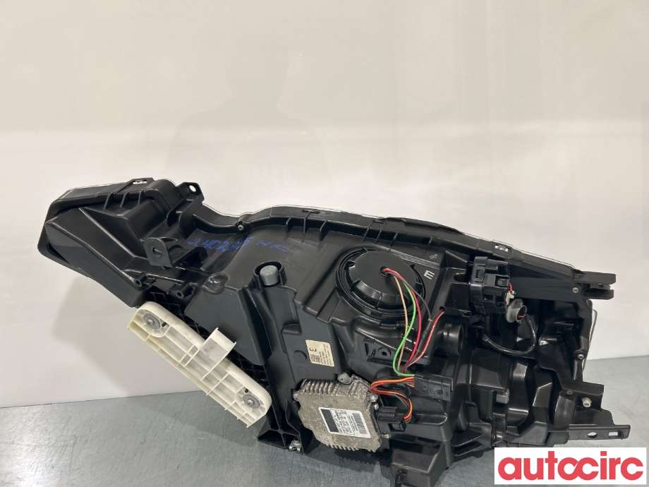 Frontlykt høyre halogen til Nissan Leaf 2011-2017 (Type I)  (NISSAN|260103NL5A|)