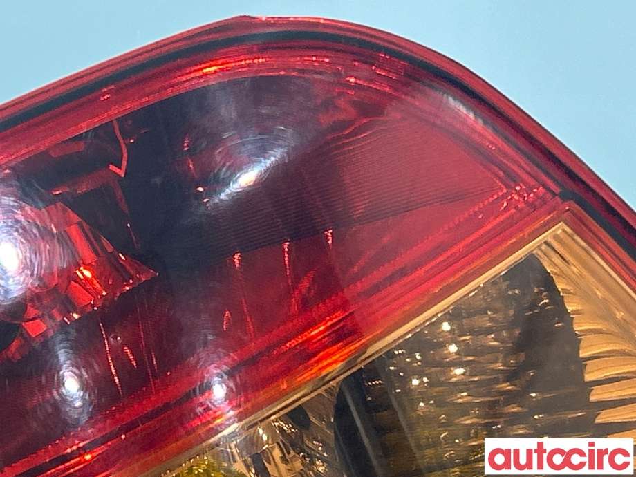 Baklykt venstre til Suzuki SX4 2009-2013 (Type I, Fase 2)  (SUZUKI|35670-79J00)