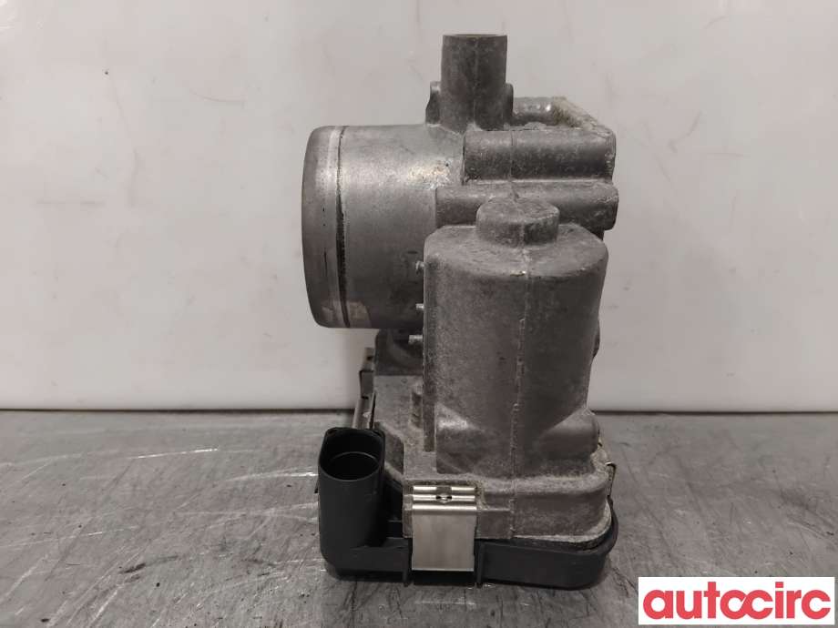 Spjeldhus til VW Passat 2015-2019 (Fase 1) (B8) (B8) (VOLKSWAGEN|03F133062E||03F133062C)