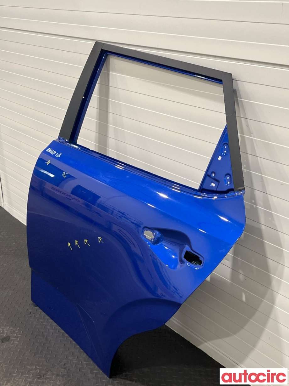 Dør venstre bak til Kia e-Soul 2019-->> (Type III)  (KIA|77003K0000)