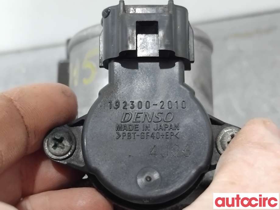 Spjeldhus til Toyota RAV4 2006-2009 (Type III, Fase 1)  (TOYOTA|2610026010|192300-2010|)