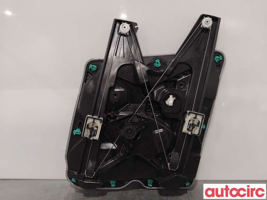 Ruteheis til VW ID.4 2020-->> (VOLKSWAGEN|11A837461E|E31136-107|11A837461F)