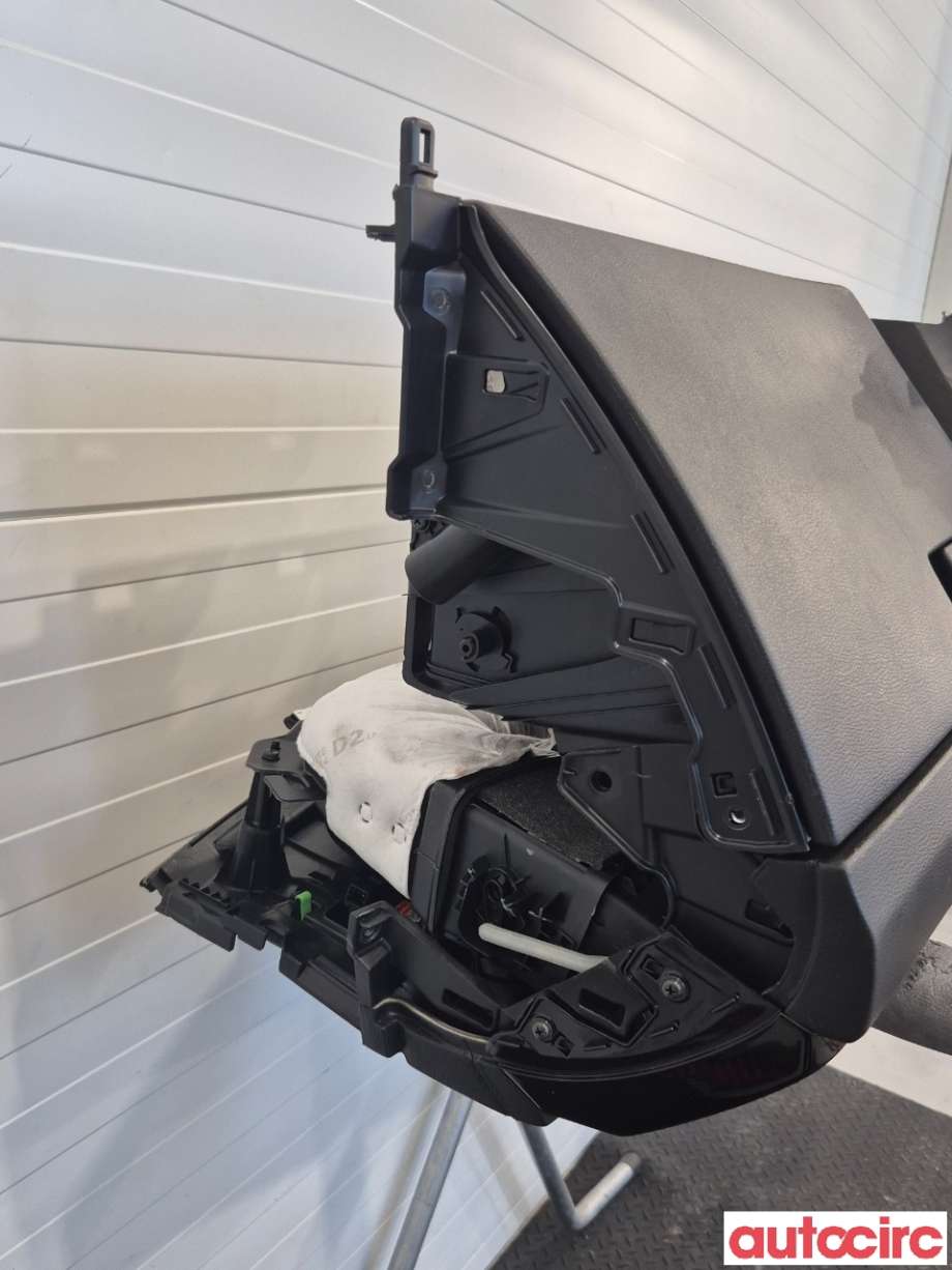 Dashbord til Kia Cee