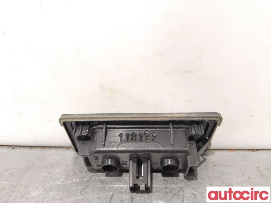 Skiltlys til VW Passat 2011-2015 (B7) (B7) (VOLKSWAGEN|3AF943021A|)
