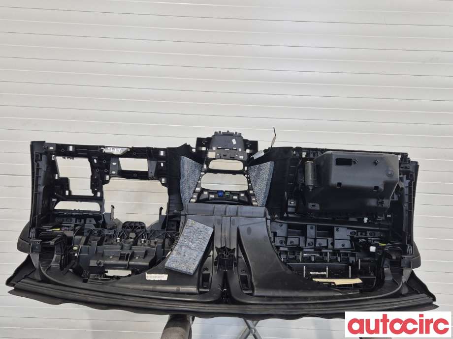 Dashbord til Peugeot 208 2012-2019 (Type I)  (PEUGEOT|16090697ZD|)
