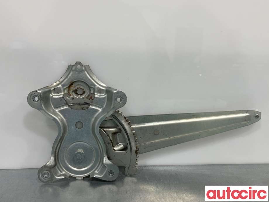 Ruteheis til Toyota RAV4 2009-2013 (Type III, Fase 2)  (TOYOTA|6980442040|)