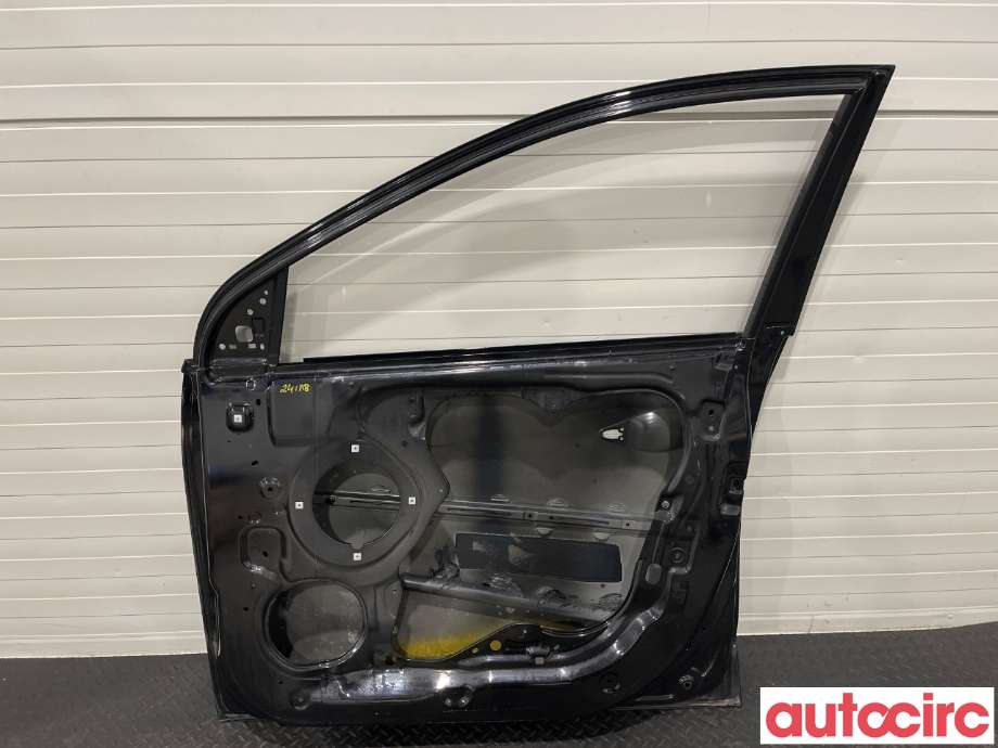 Dør høyre foran til Hyundai Ix35 2010-2015  (HYUNDAI|760042Y000)