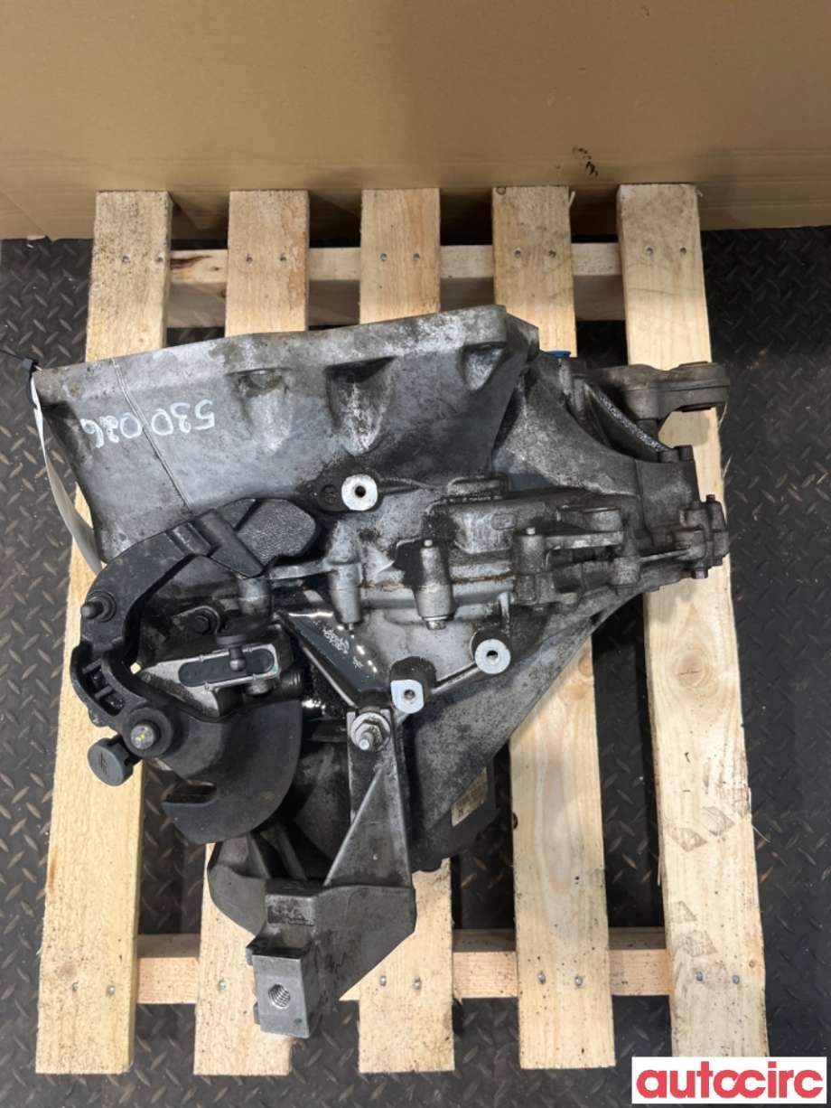 Girkasse manuell 6-trinn til Ford Focus 2011-2014 (Type III, Fase 1)  (FORD|2255924||CV6R-7002-PG)