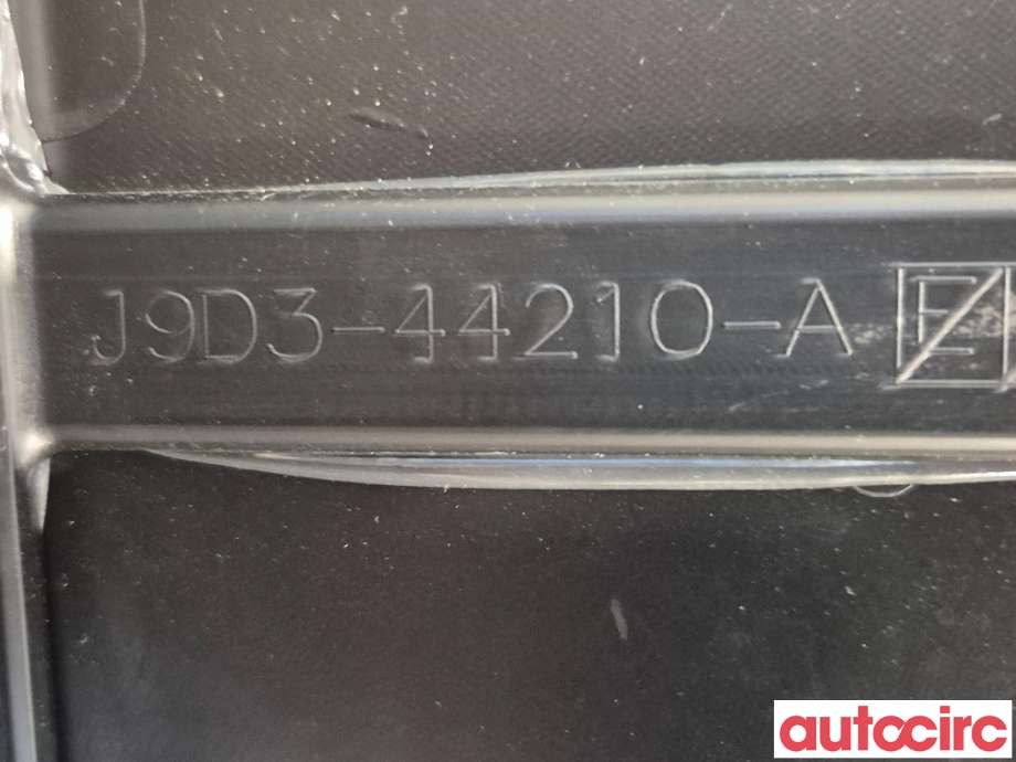Spoiler bakluke til Jaguar I-PACE 2018-->>  (JAGUAR|T4K3871LML||J9D3-44210-A)