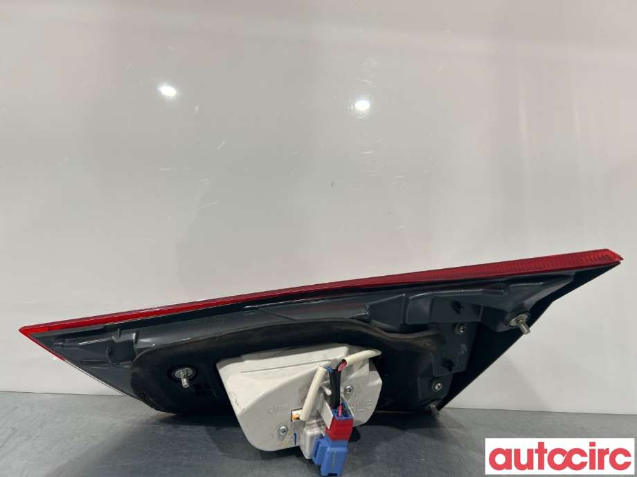 Baklykt venstre indre til Toyota Auris 2015-2019 (Type II, Fase 2)  (TOYOTA|8159102850)