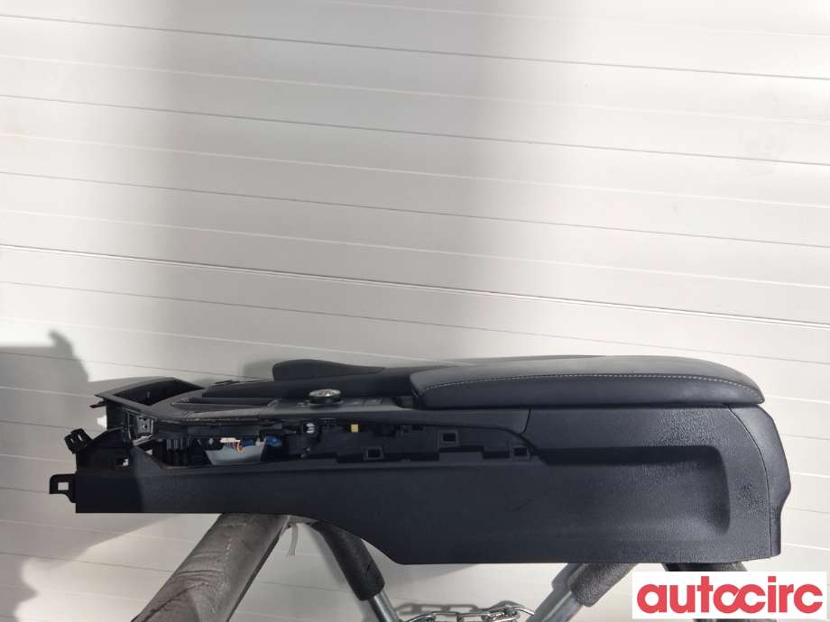 Innredning, Konsoll til Lexus IS 2013-2020 (Type III) (XE30) (XE30) (LEXUS|5881053471C3||5881053300C7)