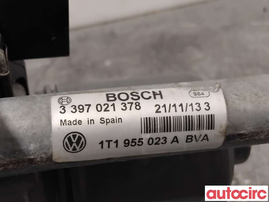 Viskermotor frontrute til VW Caddy 2010-2015 (Type III, Fase 2)  (VOLKSWAGEN|1T1955023A|1397220656|2K1955023J)