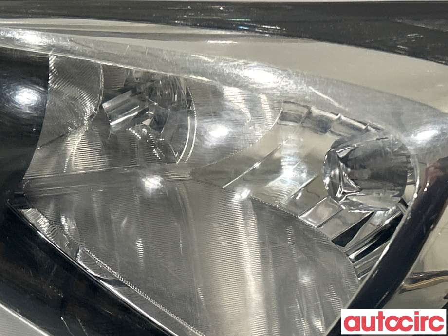 Frontlykt venstre halogen til Hyundai i10 2008-2013 (Type I)  (HYUNDAI|92101B9300)