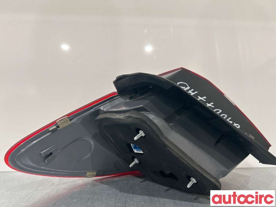 Baklykt høyre til Mercedes B-Klasse 2011-2018 (W246) (W246) (MERCEDES|A2469068800)
