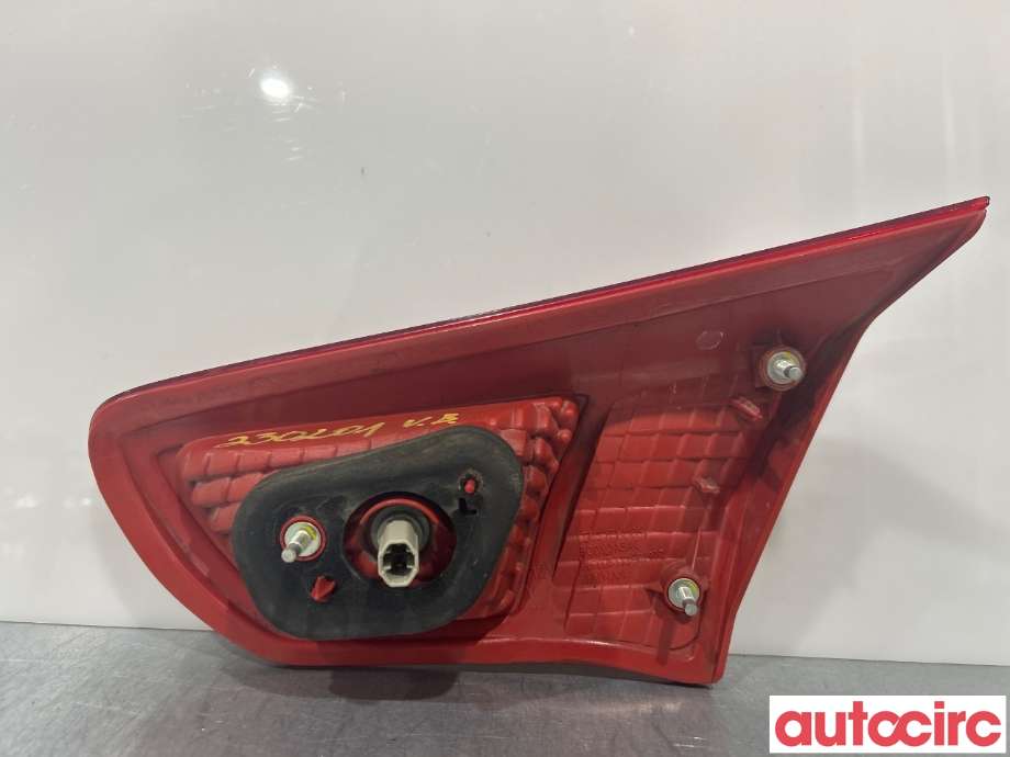 Baklykt venstre indre til Mitsubishi Lancer 2008-2017  (MITSUBISHI|8336A077)