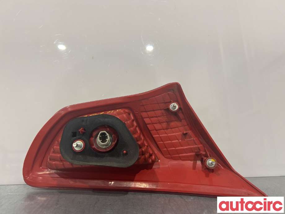 Baklykt høyre indre til Mitsubishi Lancer 2008-2017  (MITSUBISHI|8336A078)