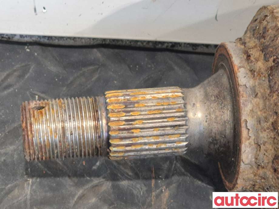 Drivaksel høyre foran til Peugeot 308 2007-2011 (Type I, Fase 1) (PEUGEOT|3273QL|)