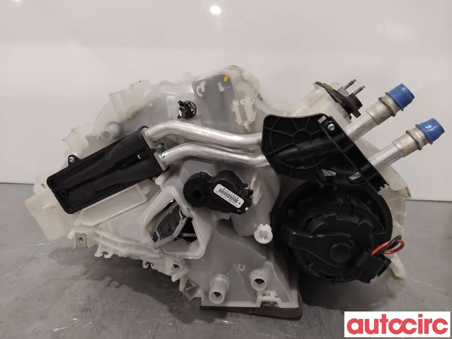 Diverse deler til Peugeot 208 2012-2019 (Type I)  (PEUGEOT|1608203680|9672234380|1623216780)