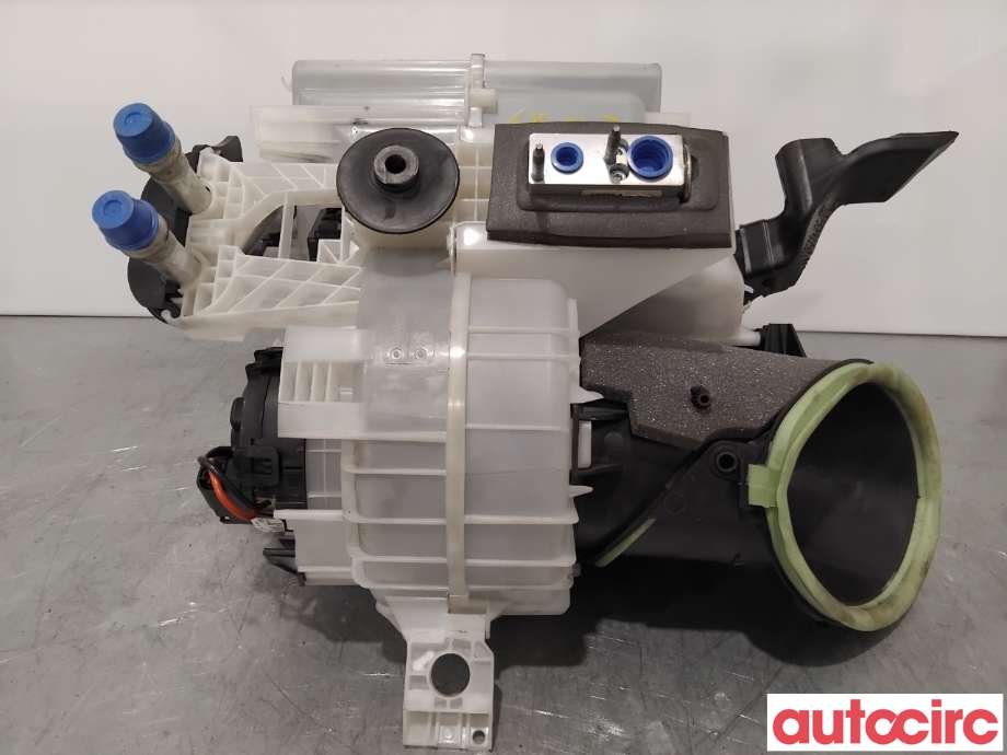 Diverse deler til Peugeot 208 2012-2019 (Type I)  (PEUGEOT|1608203680|9672234380|1623216780)