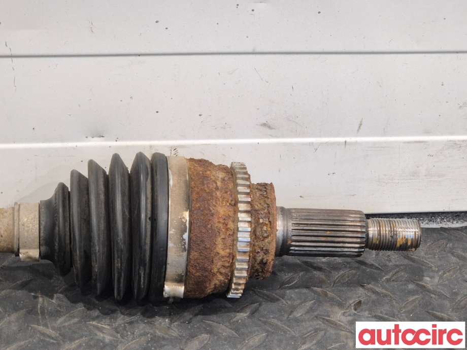 Drivaksel venstre foran til Suzuki Swift 2005-2010  (SUZUKI|44102-63J51|)