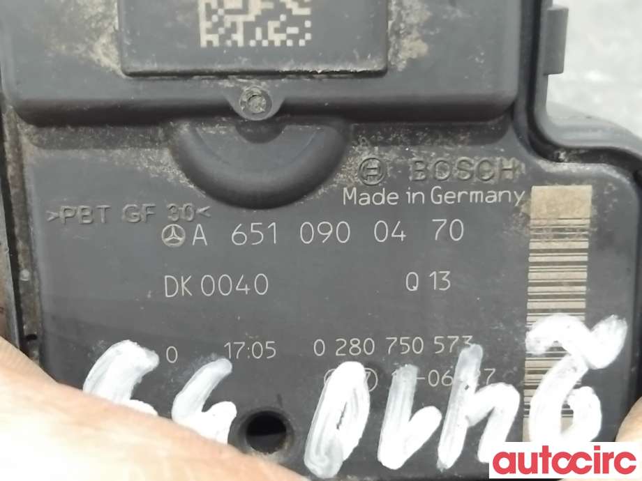 Spjeldhus til Mercedes Vito 2014-->> (W447) (W447) (MERCEDES|A6510900470|0280750573)