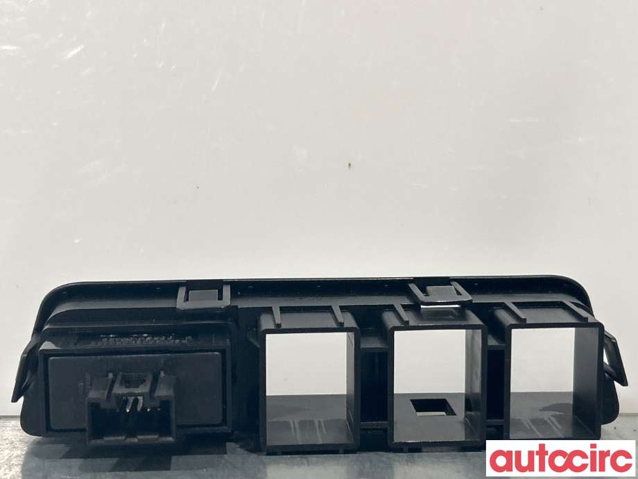 Bryter diverse til Hyundai Ix35 2010-2015  (HYUNDAI|949502S0009P)