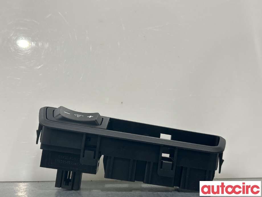Bryter diverse til Hyundai Ix35 2010-2015  (HYUNDAI|949502S0009P)