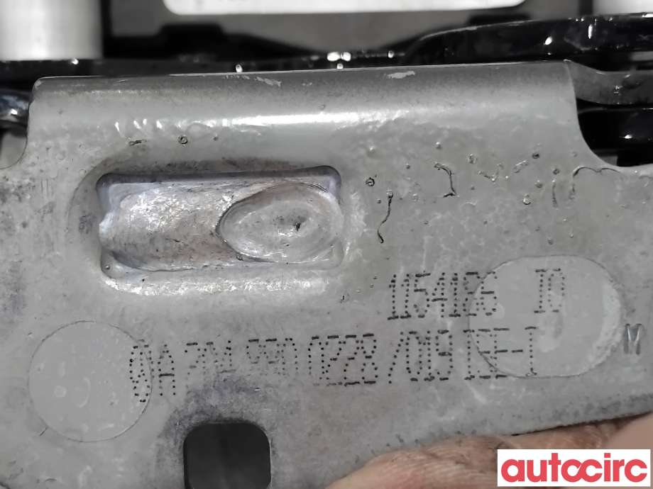 Panserhengsler til Mercedes E-Klasse 2009-2013 (Fase 1) (W212) (W212) (MERCEDES|A2048800228|19-0339-0002-6)