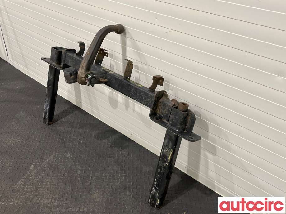 Hengerfeste til Opel Astra J 2010-2015  (OPEL|13320744)