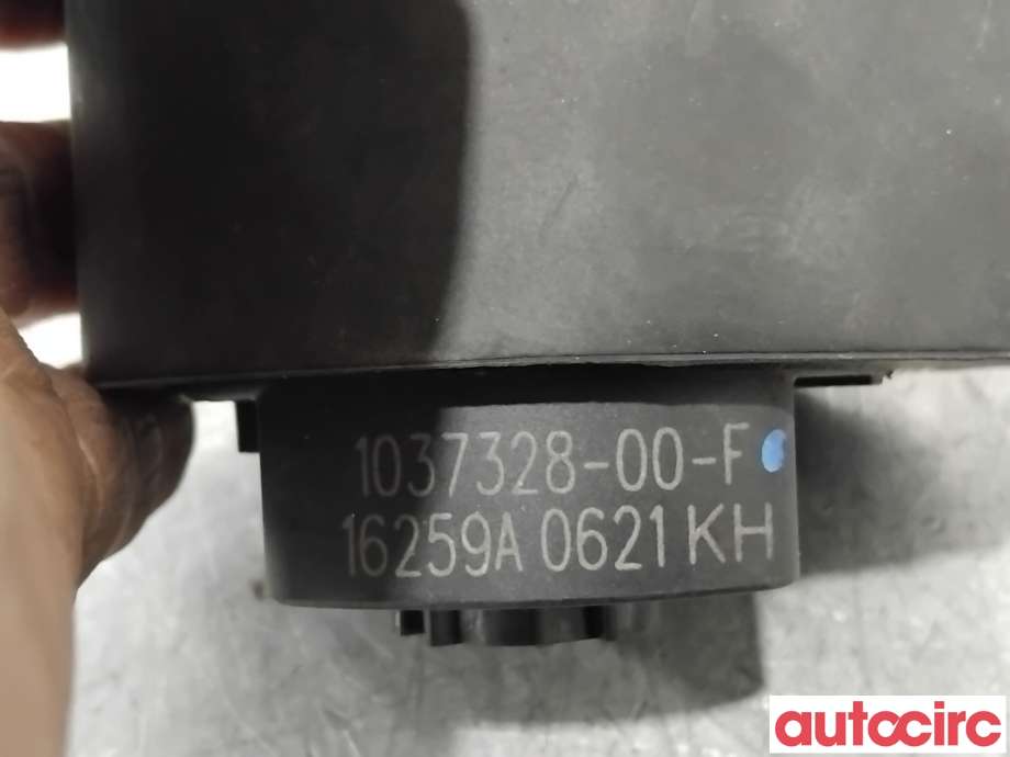 Sirkulasjonspumpe til Tesla Model X 2016-->>  (TESLA|1037328-00-F|)