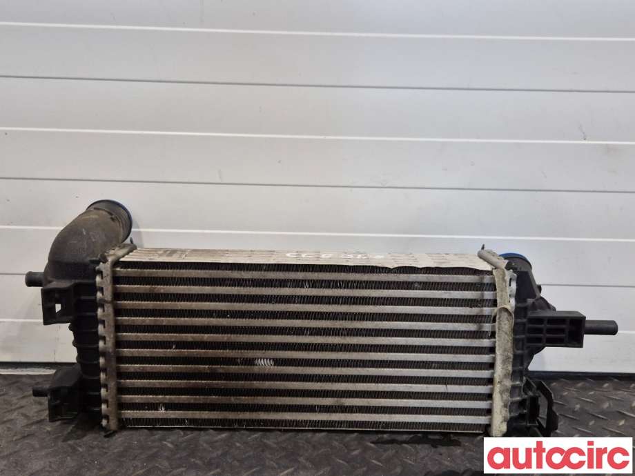 Intercooler til Ford Focus 2011-2014 (Type III, Fase 1)  (FORD|2026747|CV61-9L440-VD|)