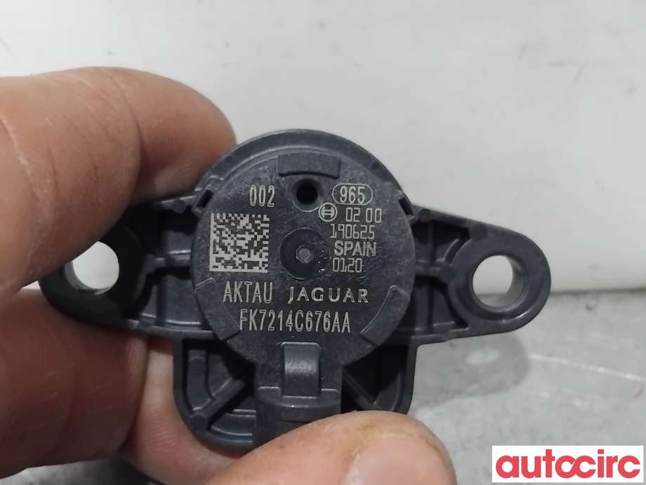 Airbag sensor høyre til Jaguar I-PACE 2018-->>  (JAGUAR|T2H2803||FK7214C676AA)