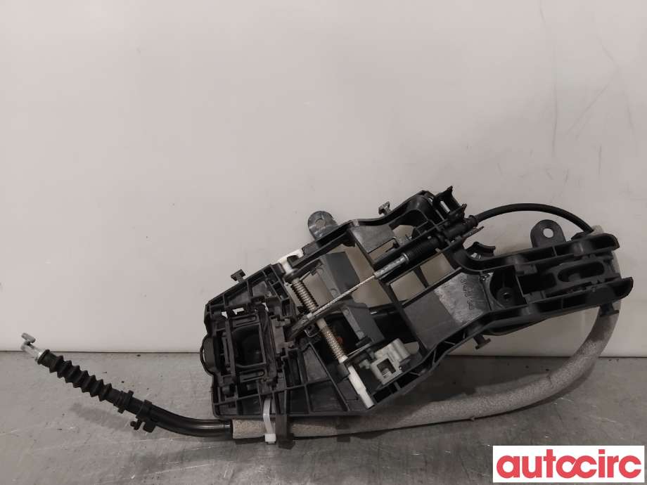 Dørhåndtak utv høyre foran til VW Passat 2015-2019 (Fase 1) (B8) (B8) (VOLKSWAGEN|510837206J|510837812L|510837812M)