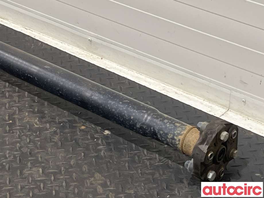 Mellomaksel til Hyundai Tucson 2015-2020  (HYUNDAI|49300D3500)