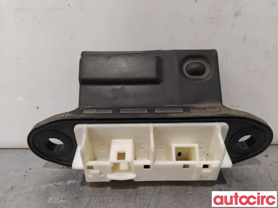 Bakluke/bakdør håndtak til Toyota RAV4 2016-2019 (Type IV, Fase 2)  (TOYOTA|8484048020|)