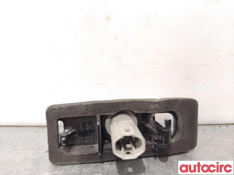 Skiltlys til Toyota RAV4 2016-2019 (Type IV, Fase 2)  (TOYOTA|8127153011|)