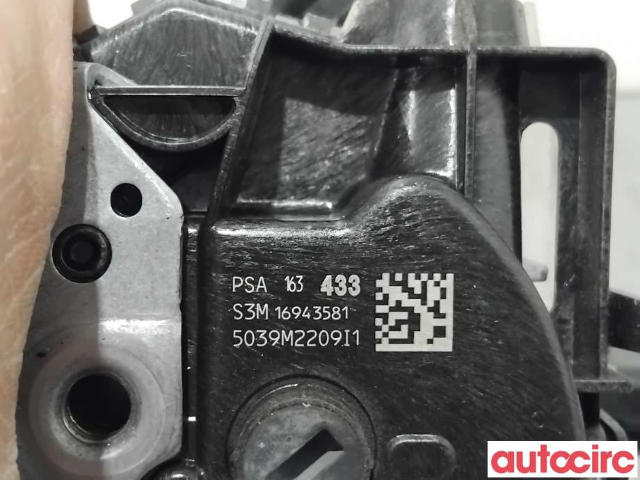 Låsekasse høyre foran til Opel Combo E 2019-->>  (OPEL|9816343380|PSA163433|)