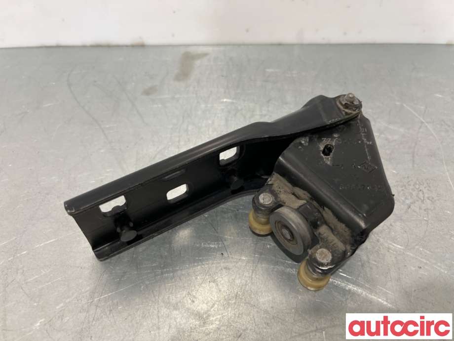 Diverse deler til Opel Vivaro B, 2014-2019  (OPEL|93867644)