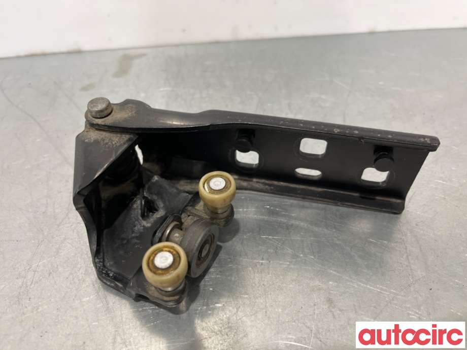 Diverse deler til Opel Vivaro B 2014-2019  (OPEL|93867644|777653970R)